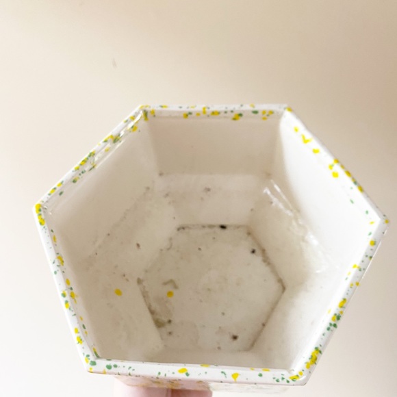 Vintage Large Macrame Plant Holder Display Planter - Picture 8 of 8